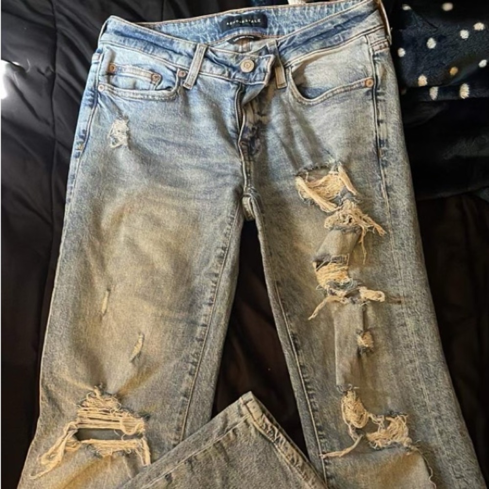 ripped low rise flare jeans from aero perfect condition